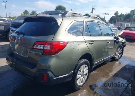 2018 Subaru Outback 2.5I z USA, uszkodzony, nr VIN 4S4BSAAC4J3374799